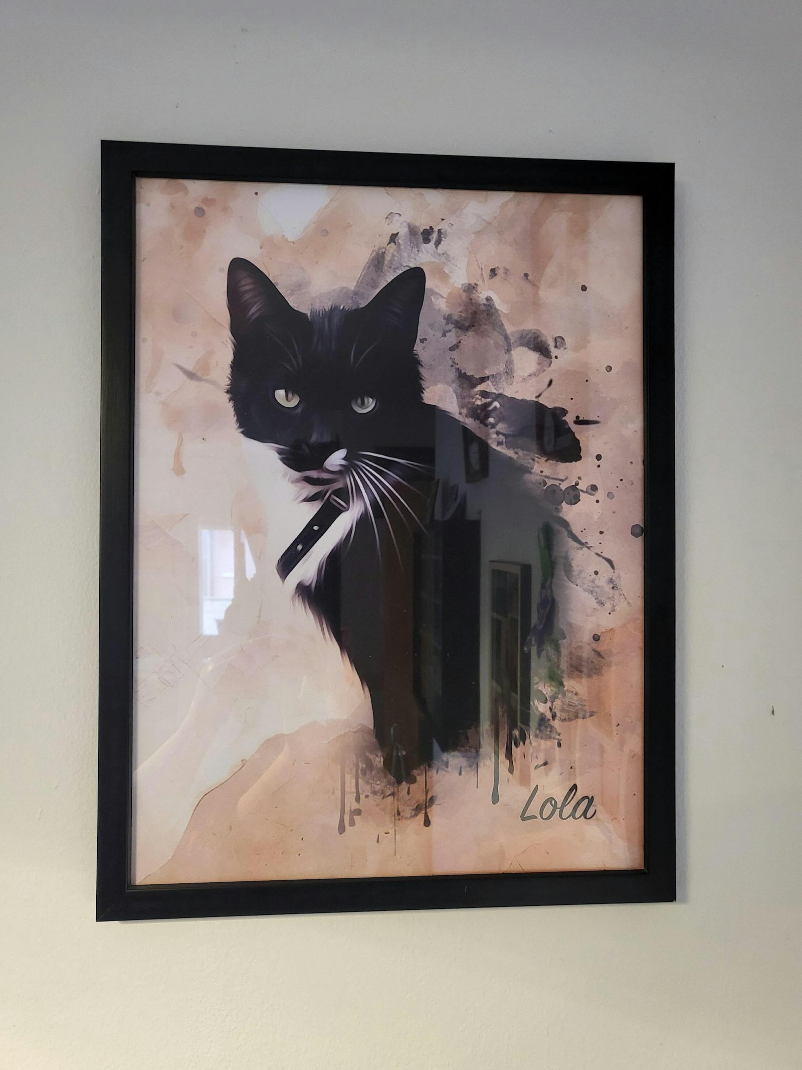 Retrato en acuarela de la gata Lola enmarcado, reseña de Carolina